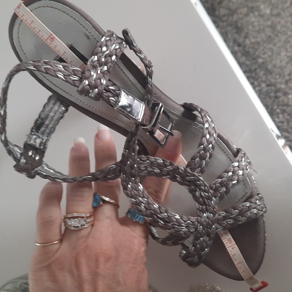 Lavender /gray silver platform heels - Picture 10 of 11
